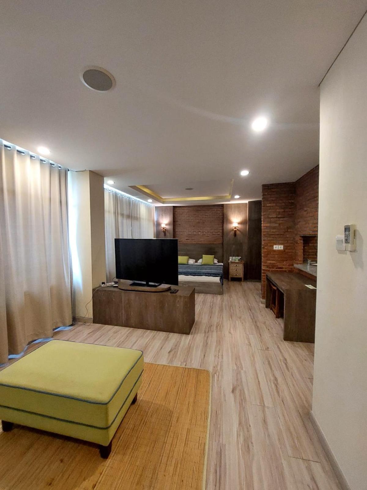 Apartemen Senayan Jakarta Kültér fotó